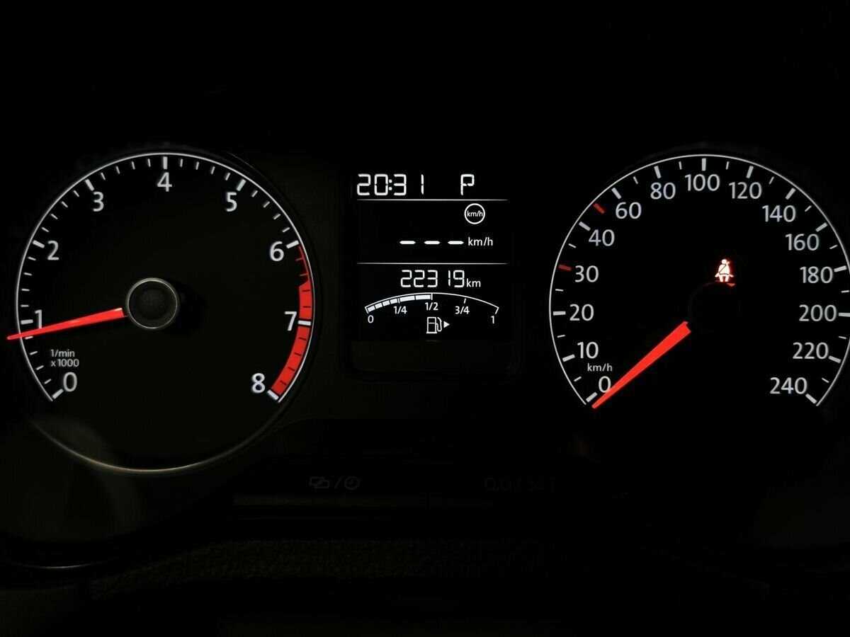 Volkswagen Polo, 2016 Фото №16