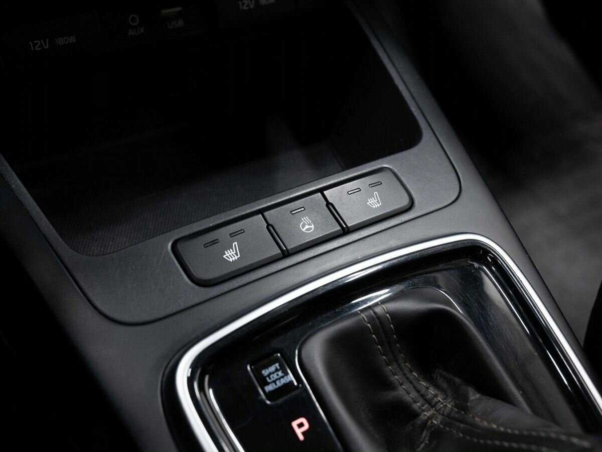 Kia Rio X-Line, 2018 Фото №22