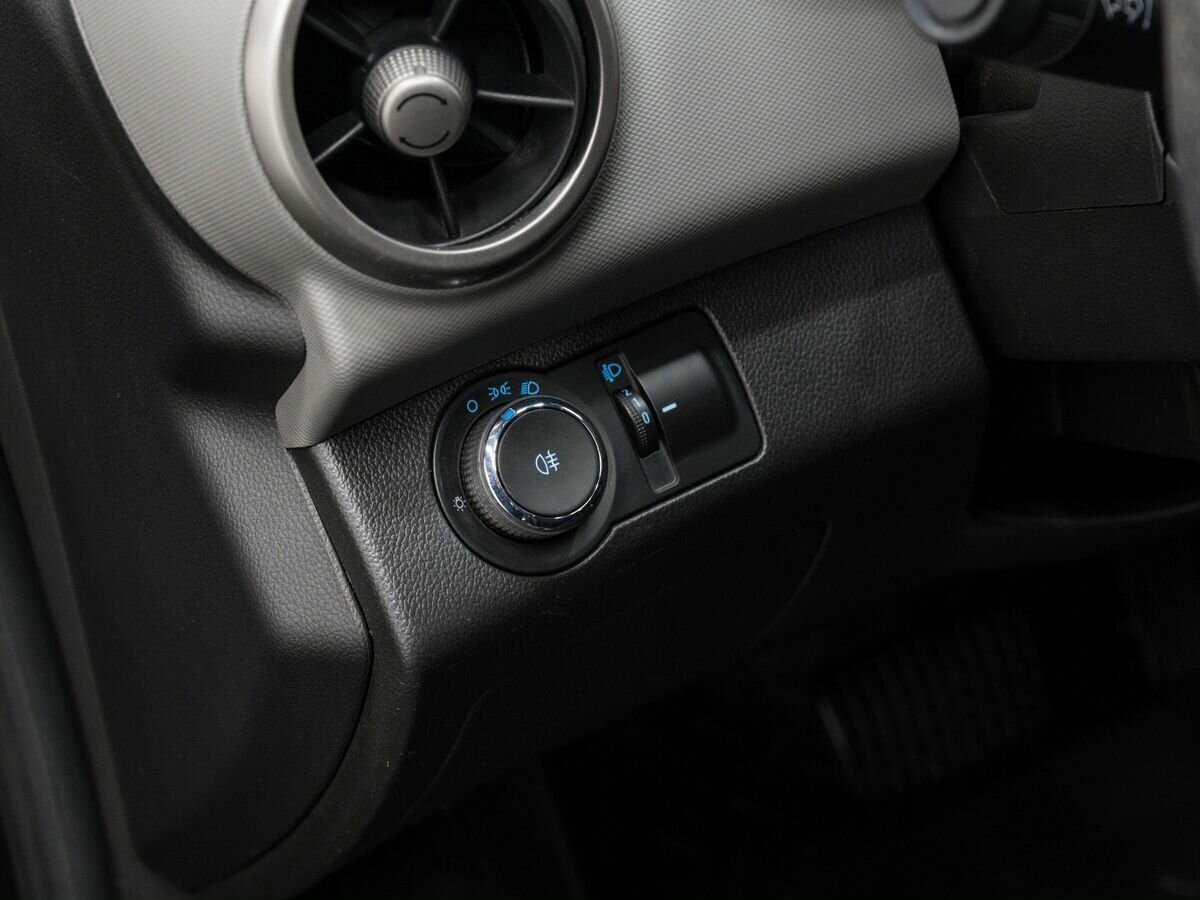 Chevrolet Aveo, 2012 Фото №13