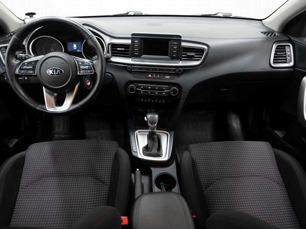 Kia Ceed, 2018 Фото №13
