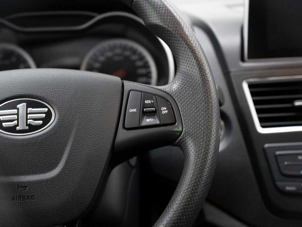 FAW Besturn X40, 2019 Фото №15