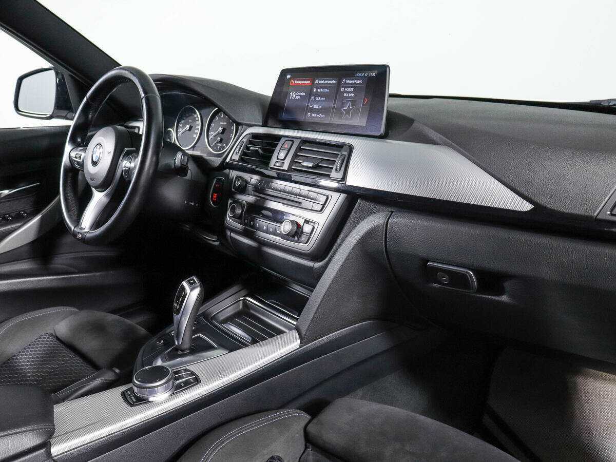 BMW 3 серии 320i xDrive, 2015 Фото №9