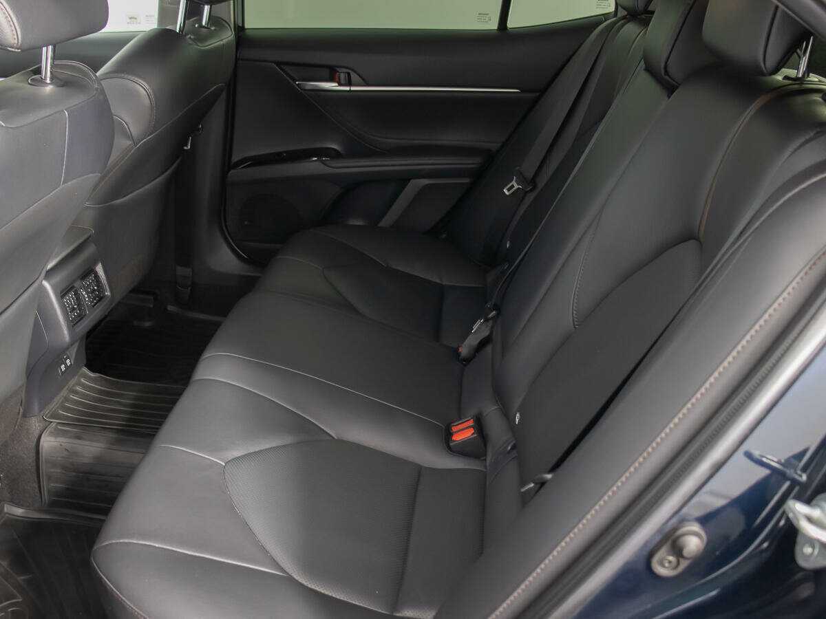 Toyota Camry, 2018 Фото №15