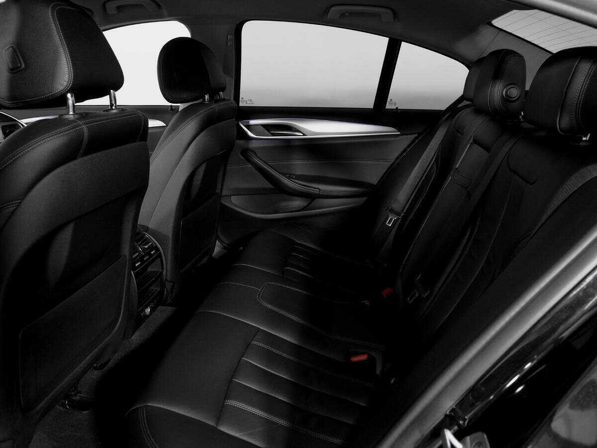 BMW 5 серии 520d xDrive, 2018 Фото №10