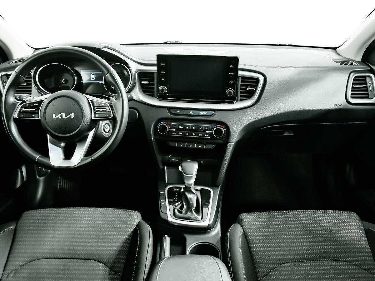 Kia Ceed, 2022 Фото №11
