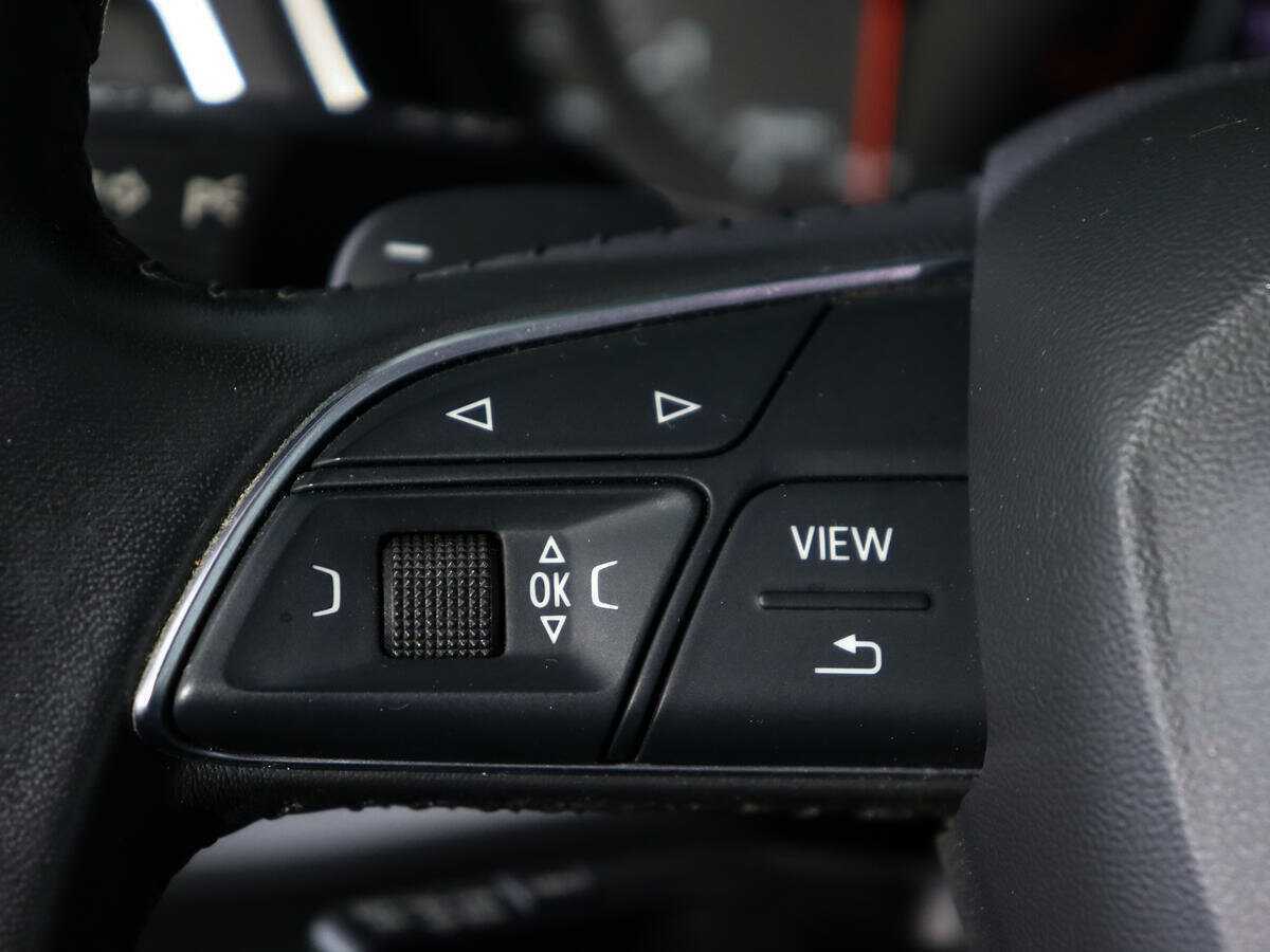 Audi A4, 2018 Фото №19