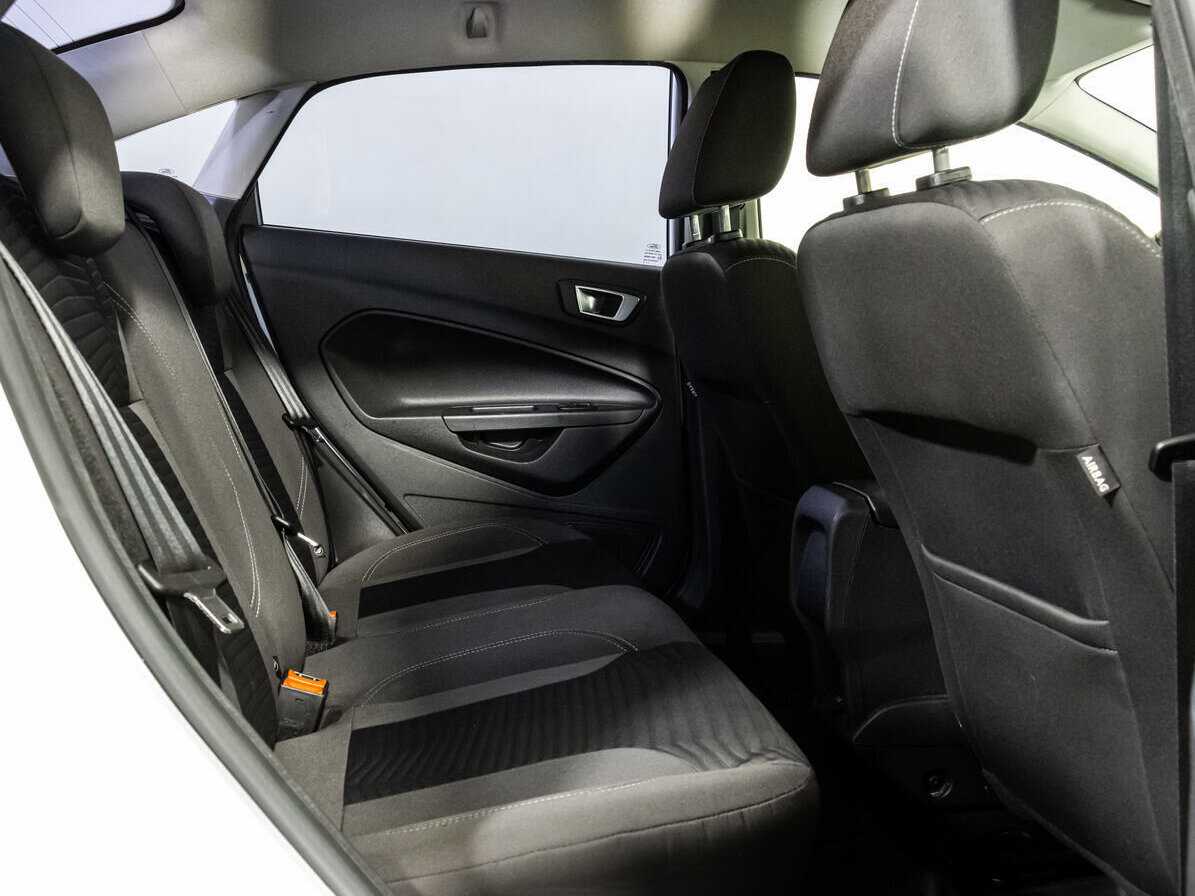 Ford Fiesta, 2017 Фото №11