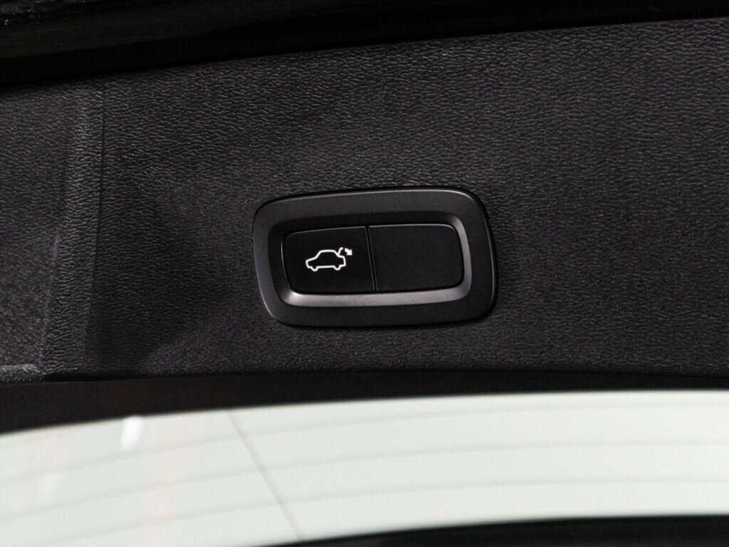 Volvo XC40, 2019 Фото №16