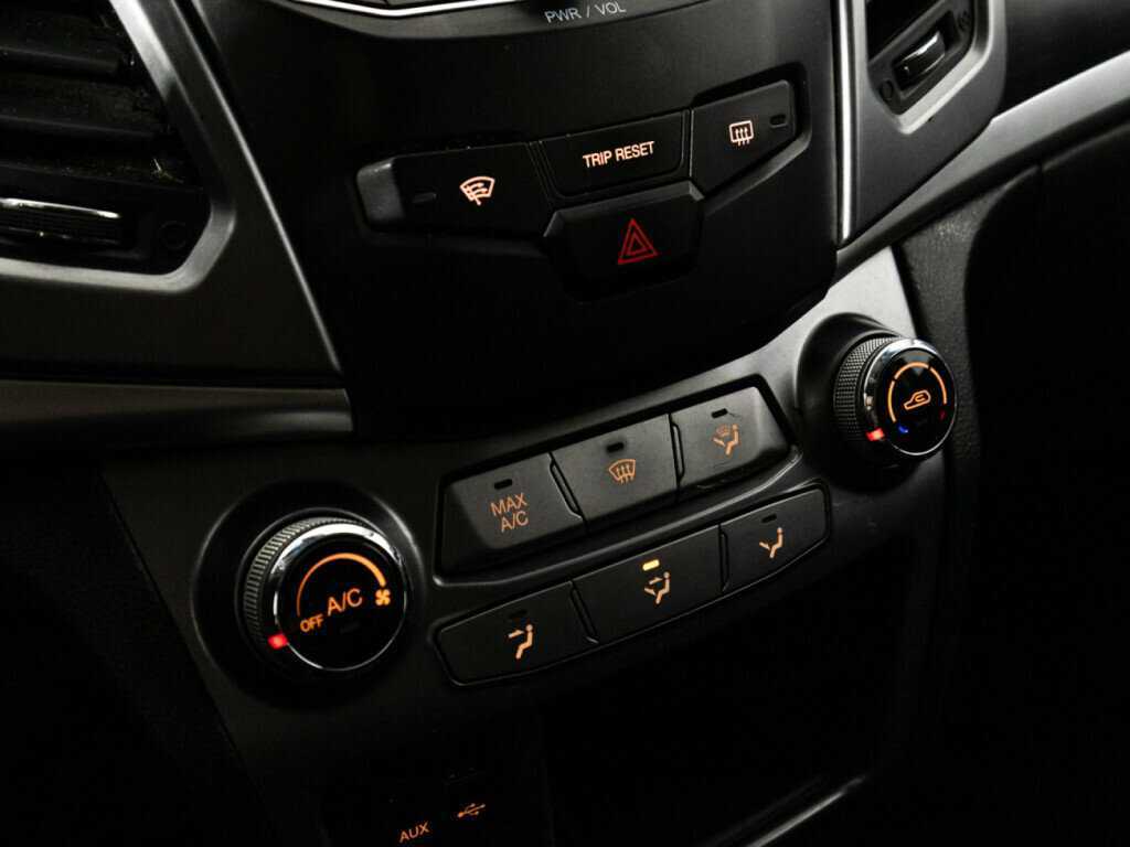 SsangYong Actyon, 2014 Фото №16