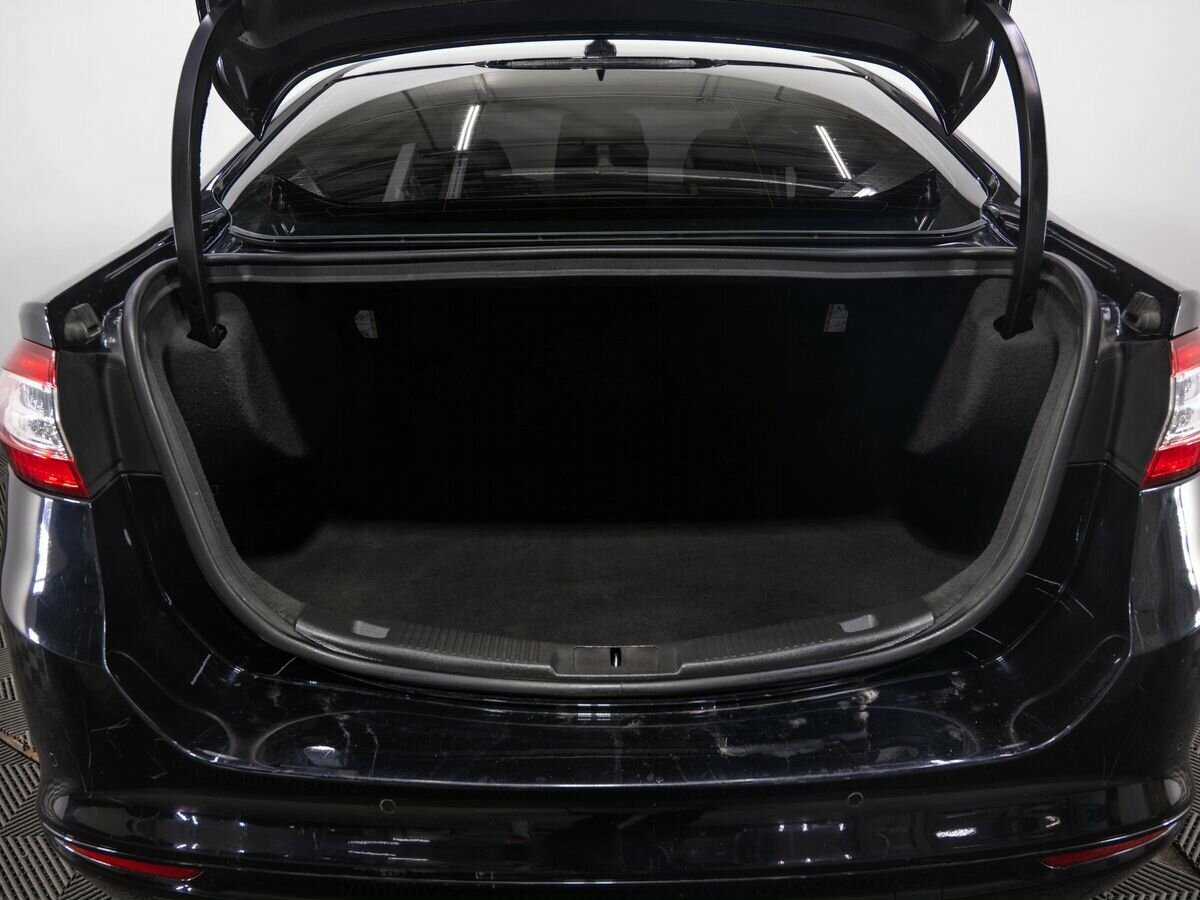 Ford Mondeo, 2017 Фото №22