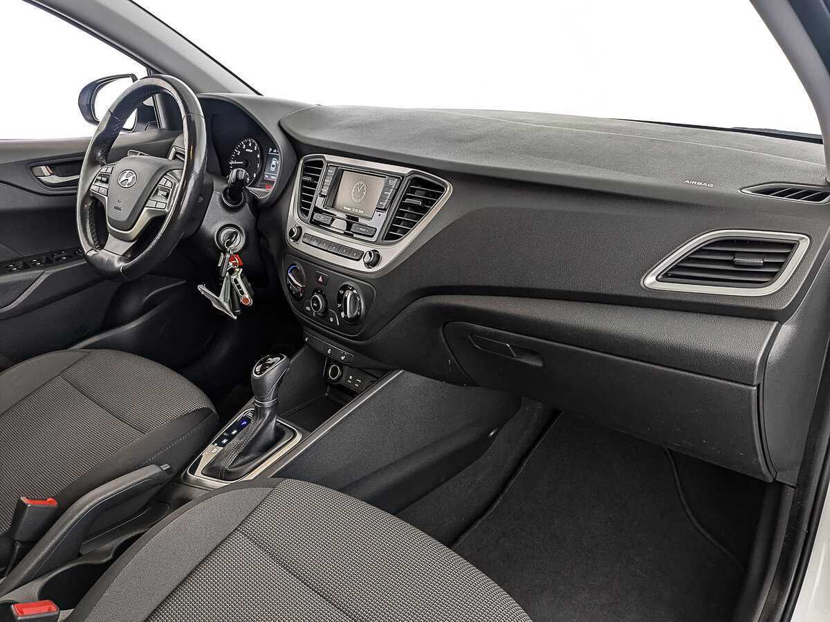 Hyundai Solaris, 2017 Фото №13