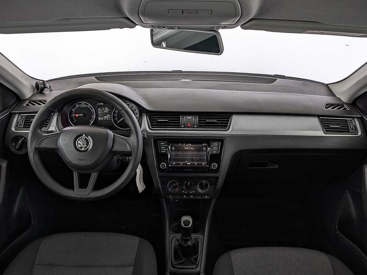 Skoda Rapid, 2017 Фото №13