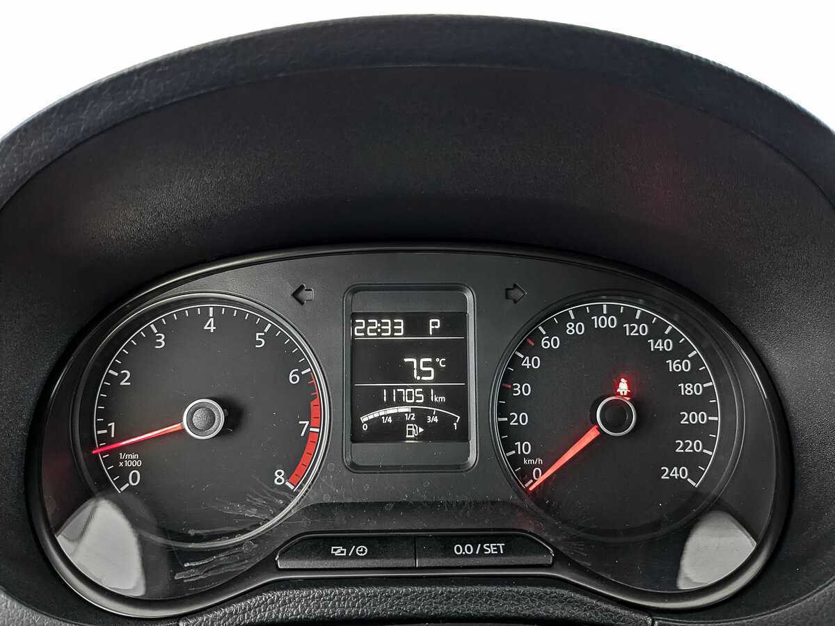 Volkswagen Polo, 2015 Фото №16