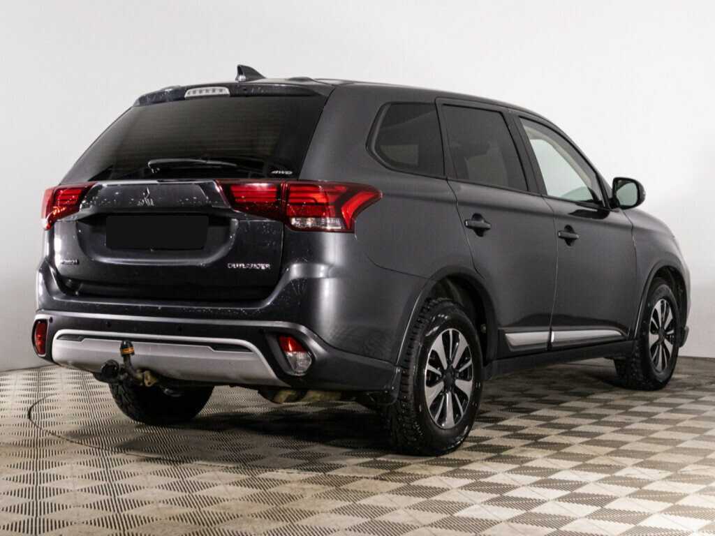 Mitsubishi Outlander, 2019 - 125 248 км. | Фото №5