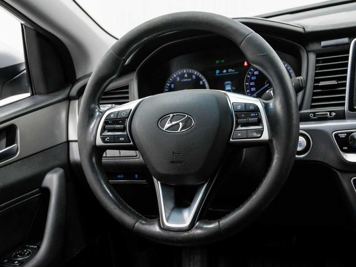 Hyundai Sonata, 2019 Фото №13