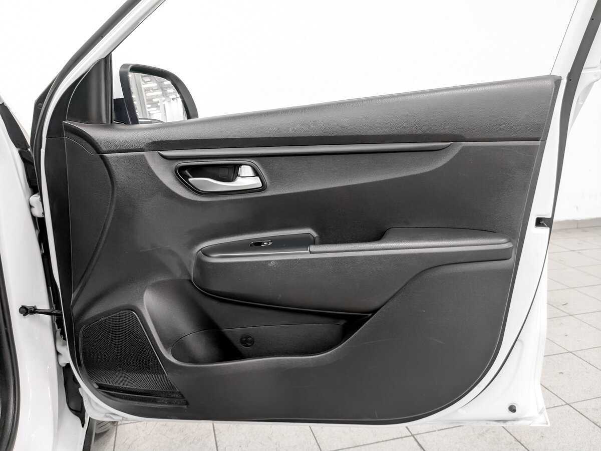 Kia Rio X-Line, 2020 Фото №20