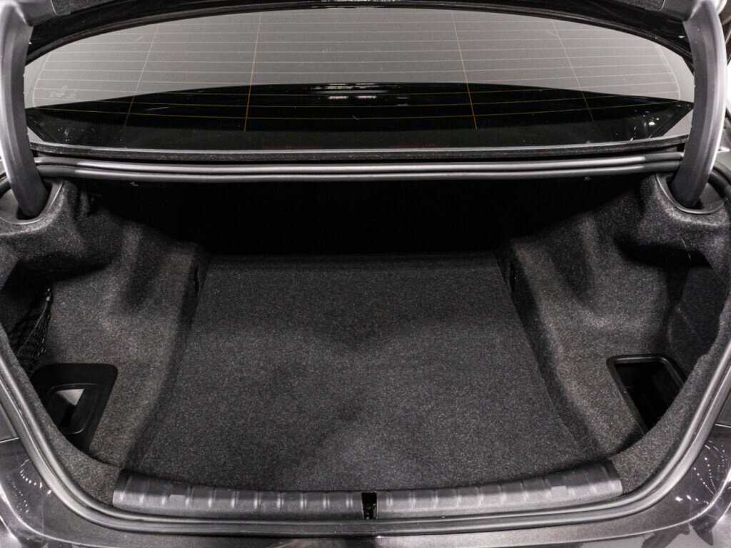 BMW 5 серии 520d, 2019 Фото №15