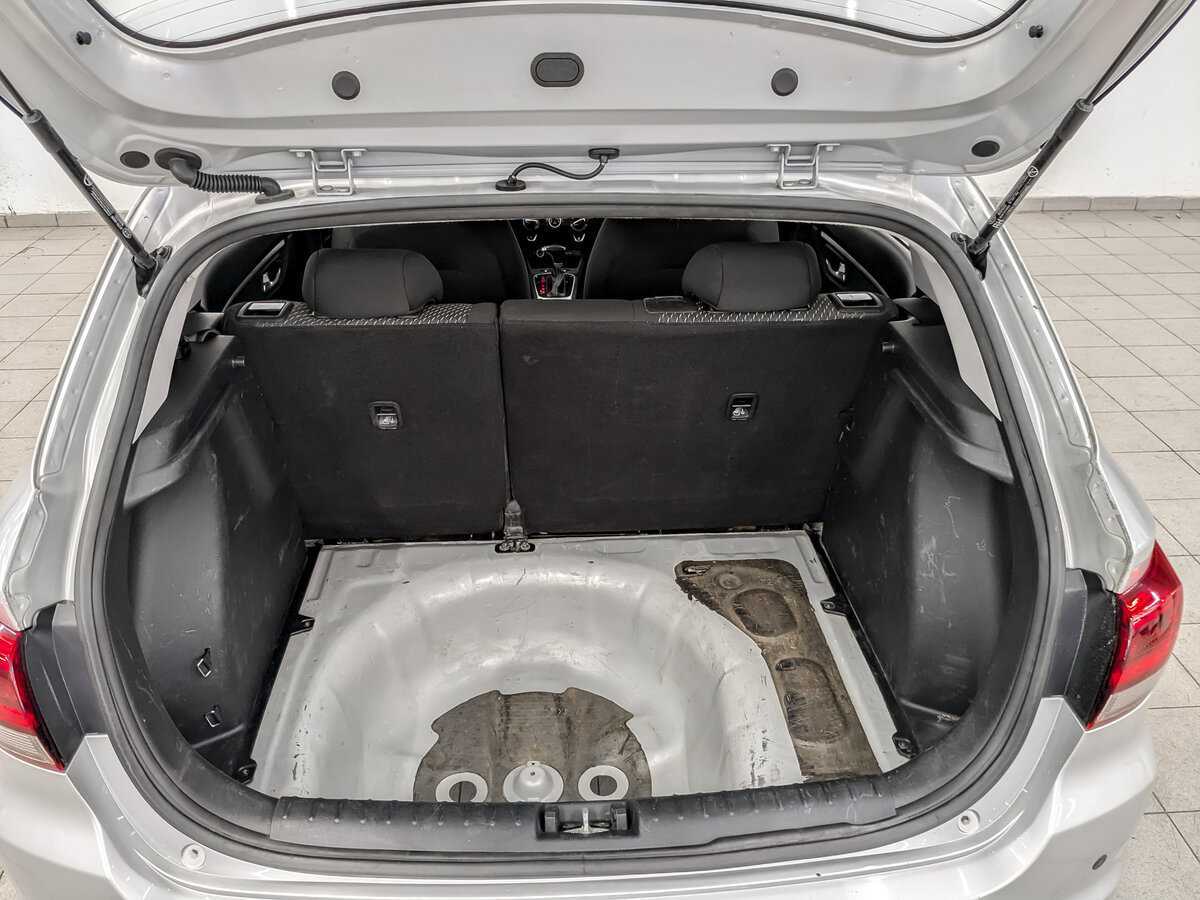 Kia Rio X-Line, 2020 Фото №10