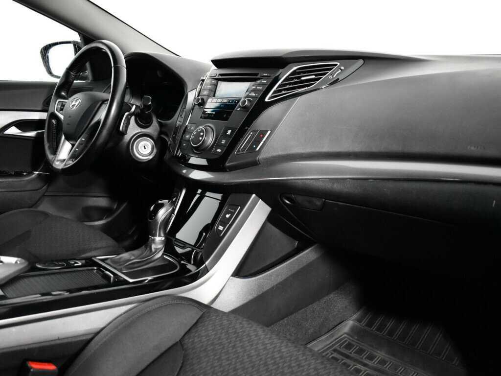 Hyundai i40, 2014 Фото №9