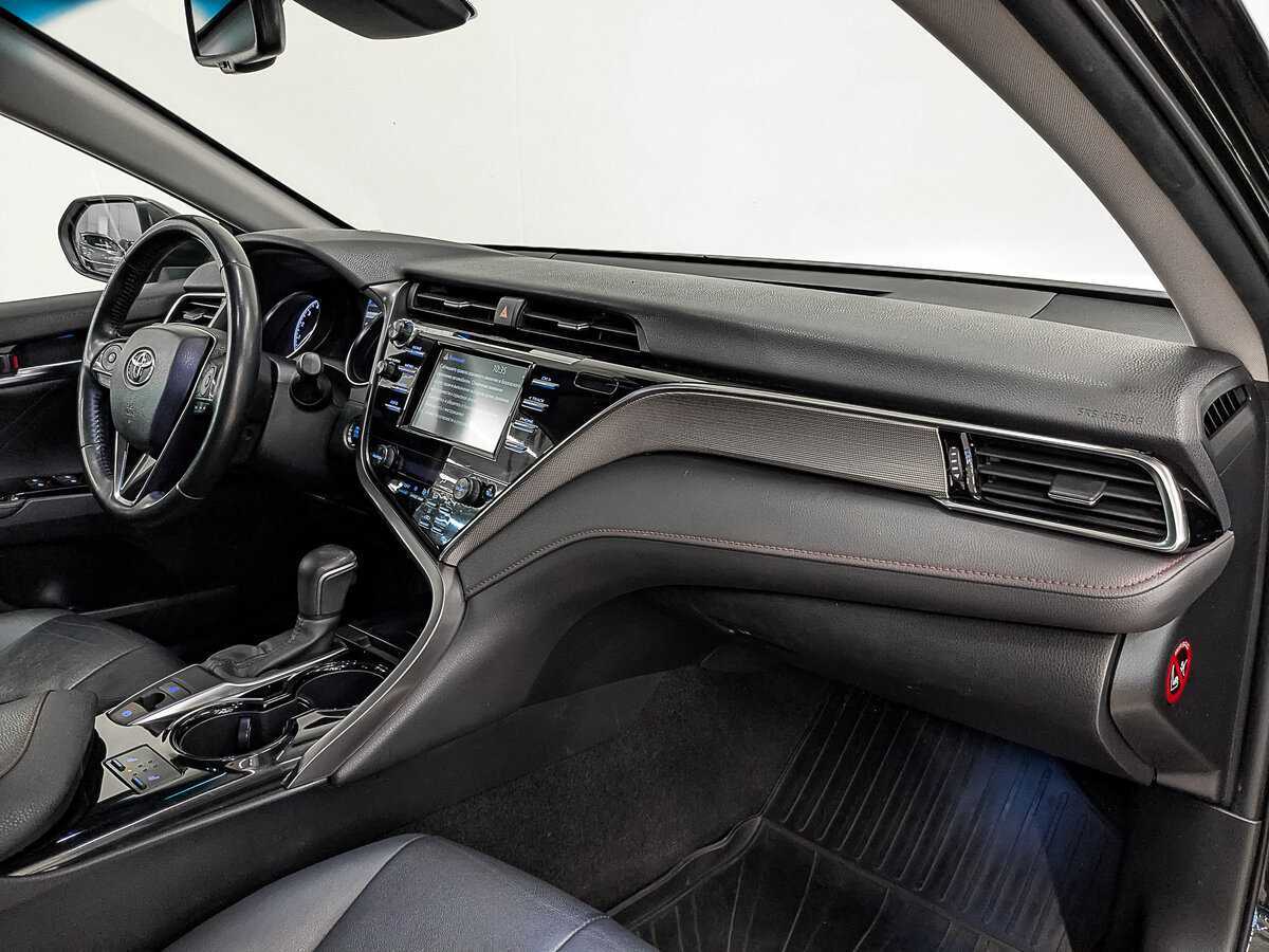 Toyota Camry, 2020 Фото №13