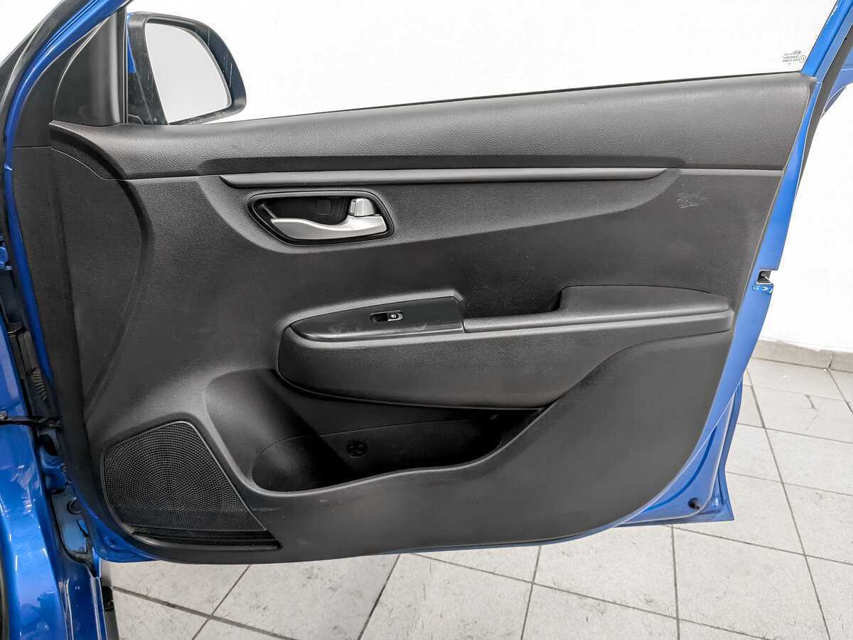 Kia Rio X-Line, 2020 Фото №23