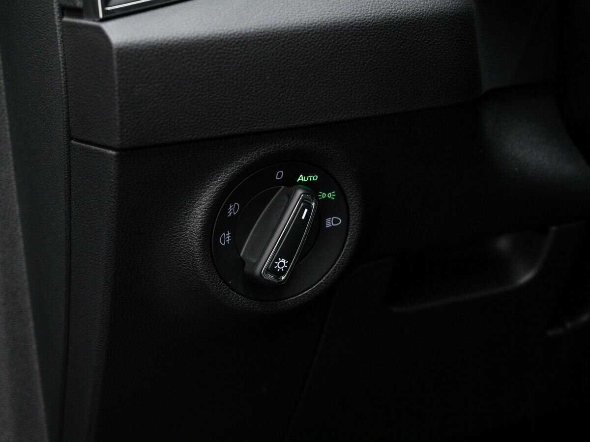 Skoda Karoq, 2020 Фото №17