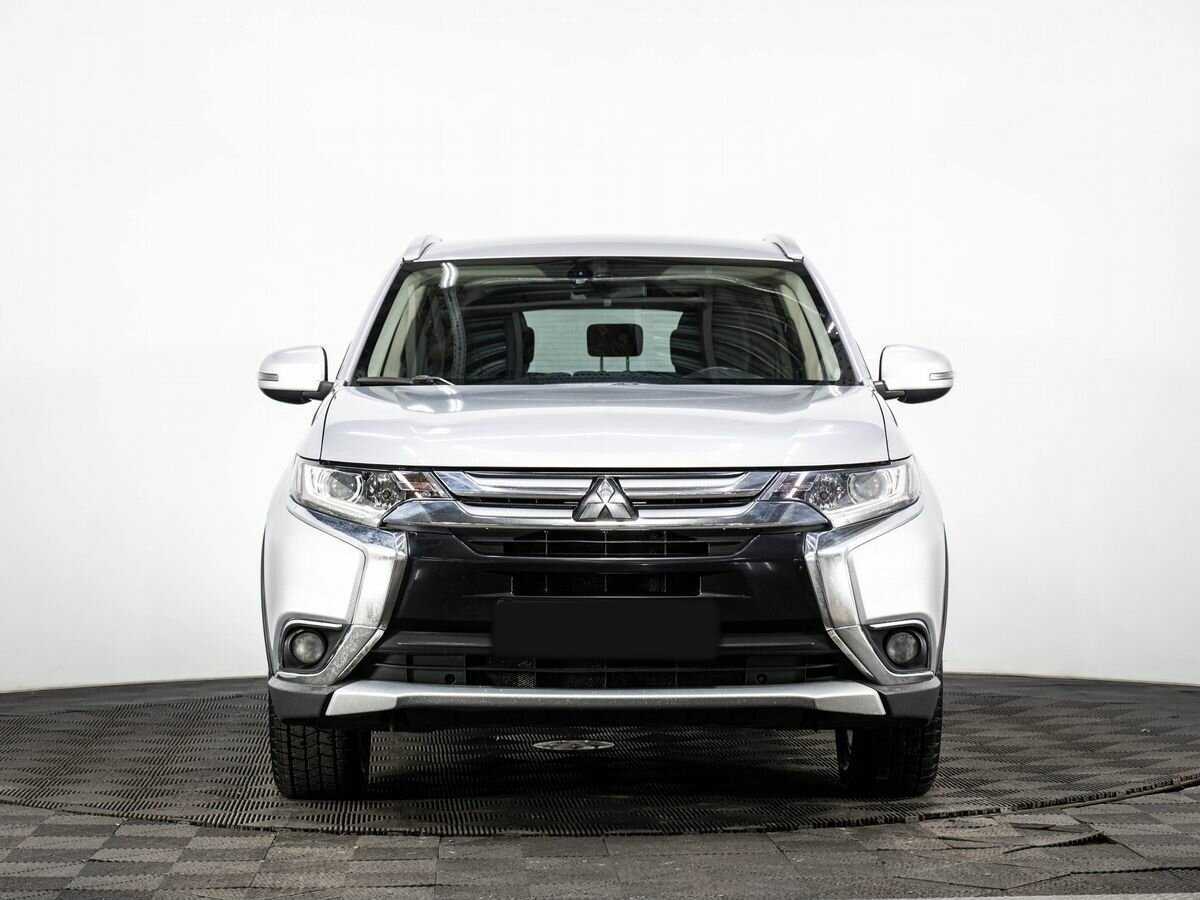 Mitsubishi Outlander, 2018 Фото №2