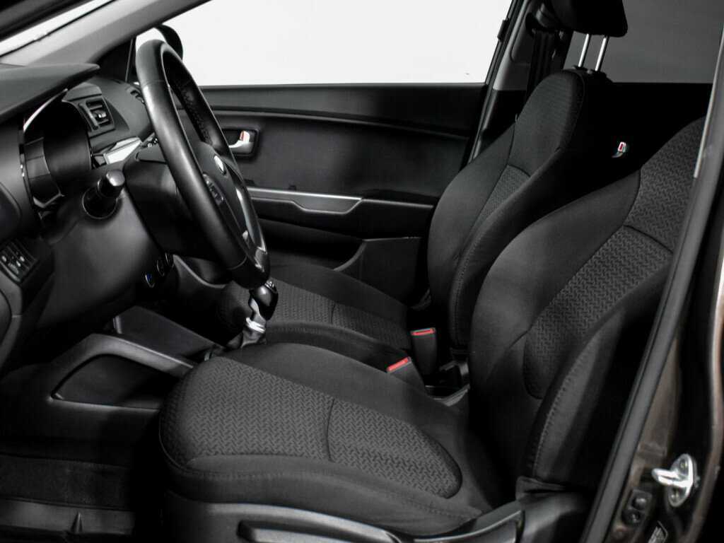 Kia Rio, 2016 Фото №15