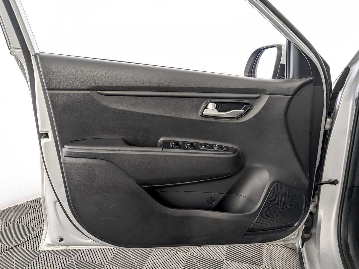 Kia Rio X-Line, 2020 Фото №18