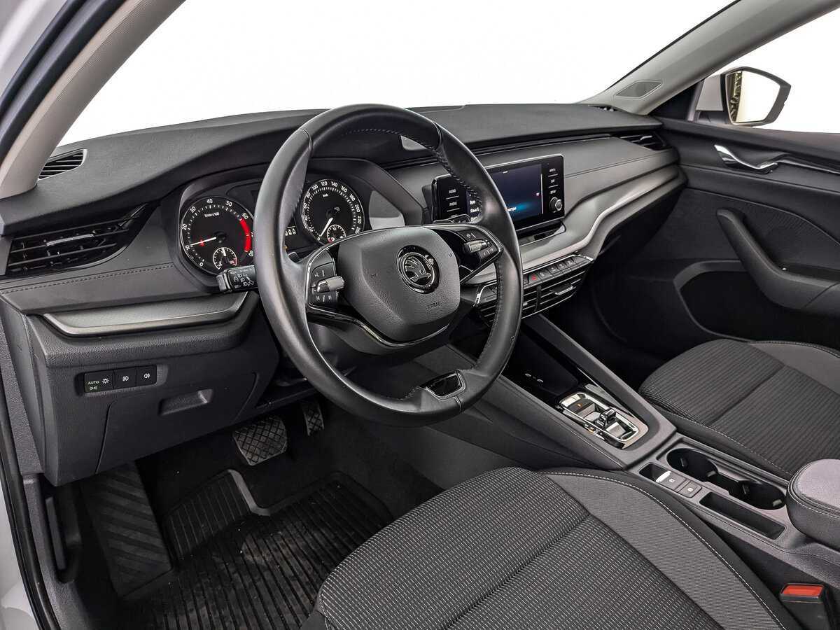 Skoda Octavia, 2021 Фото №15