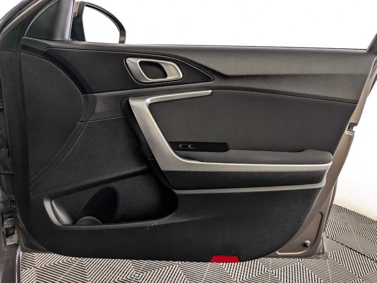 Kia Ceed, 2021 Фото №24