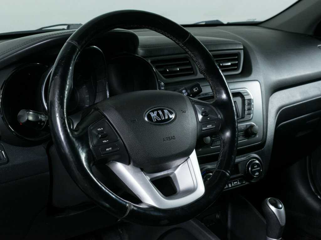 Kia Rio 4-speed, 2013 Фото №11