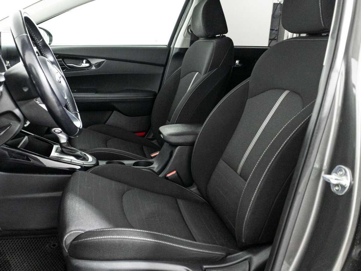 Kia Cerato, 2020 Фото №15