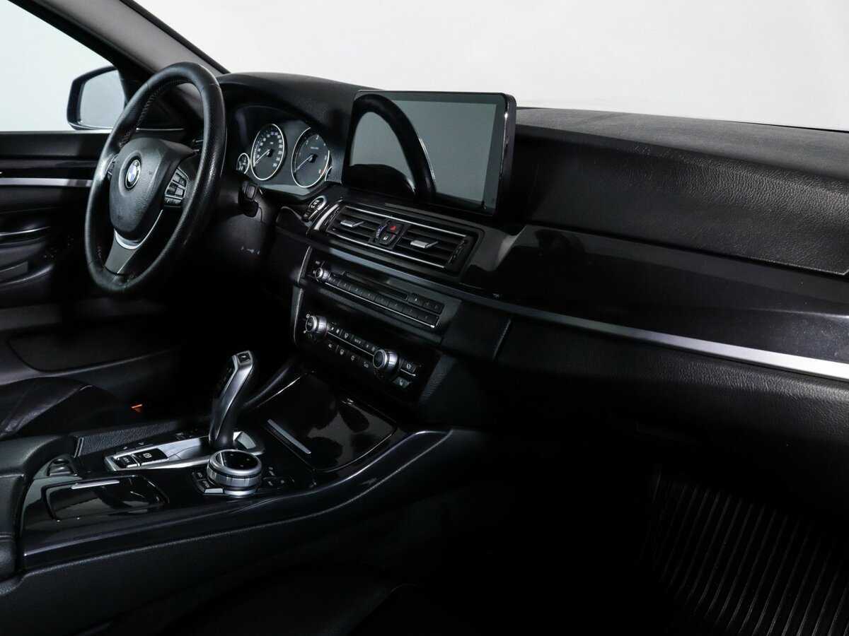 BMW 5 серии 525d xDrive, 2012 Фото №6