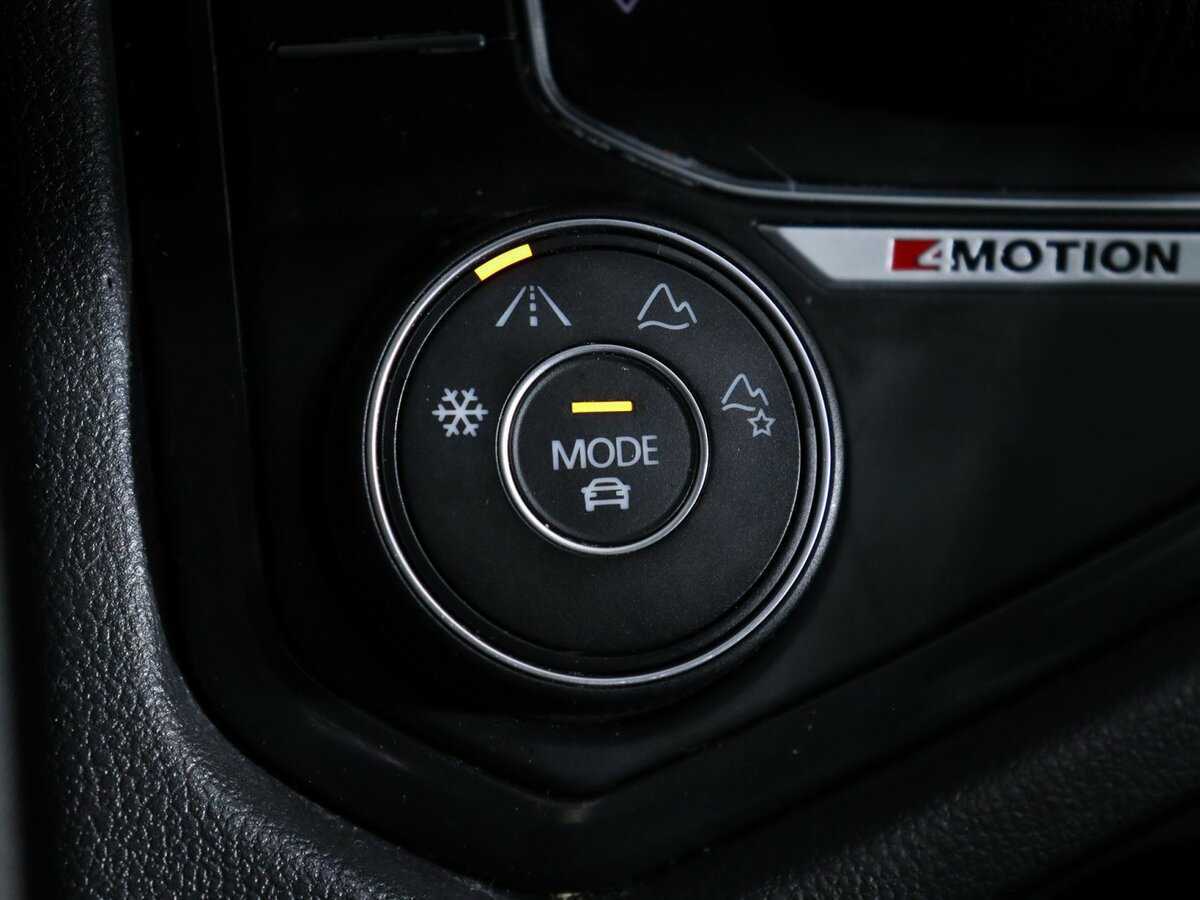 Volkswagen Tiguan, 2020 Фото №19