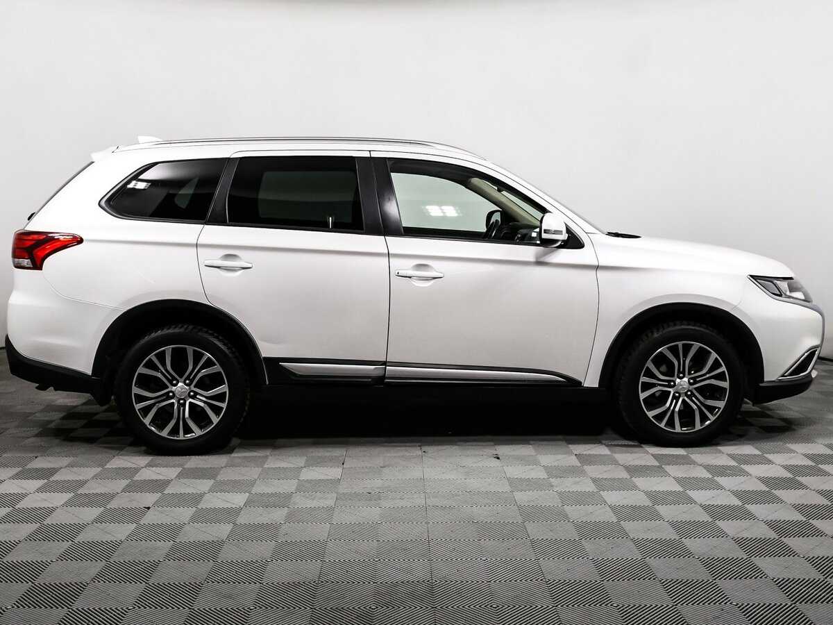 Mitsubishi Outlander, 2017 - 108 414 км. | Фото №4