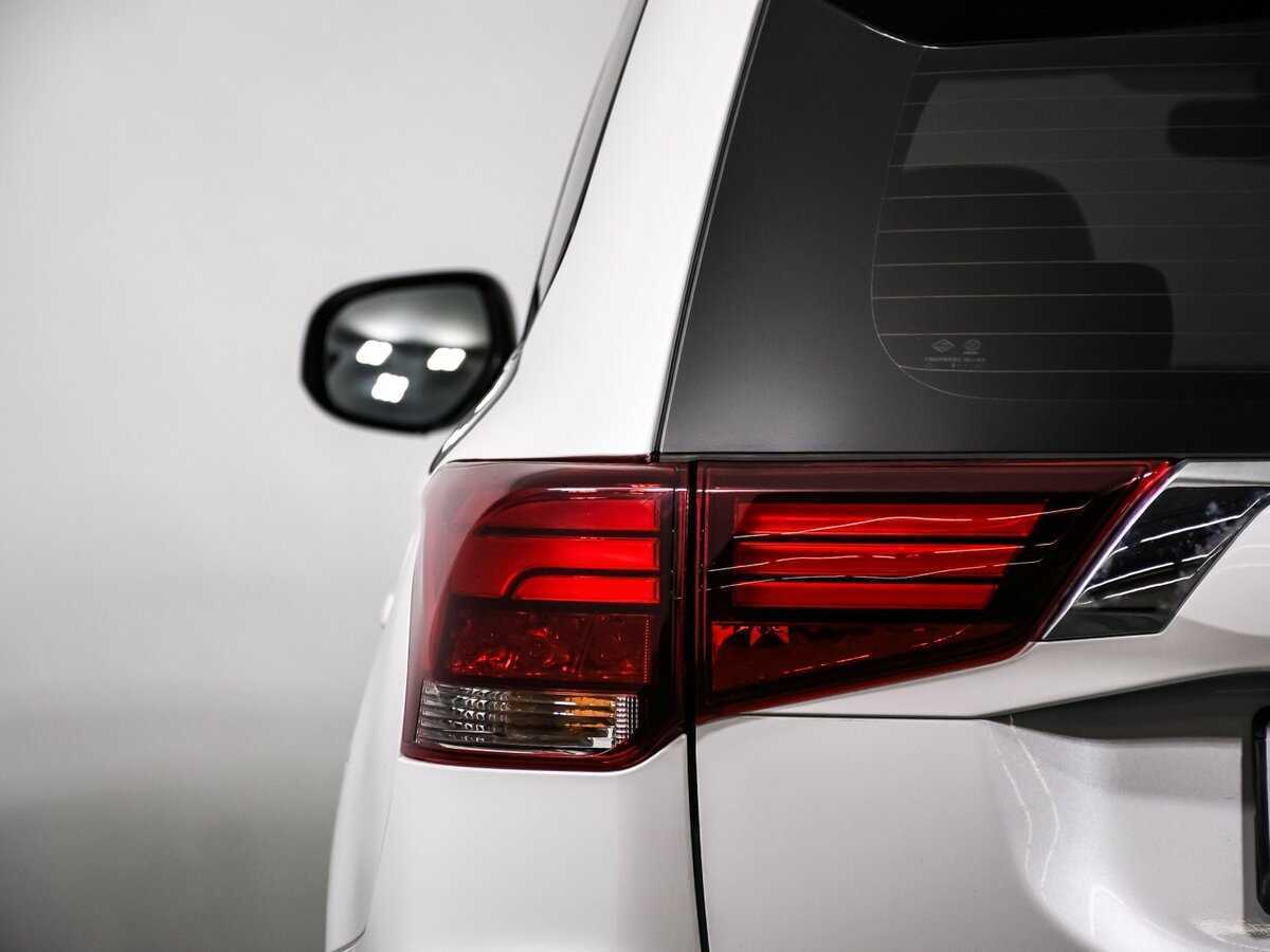 Mitsubishi Outlander, 2022 Фото №17