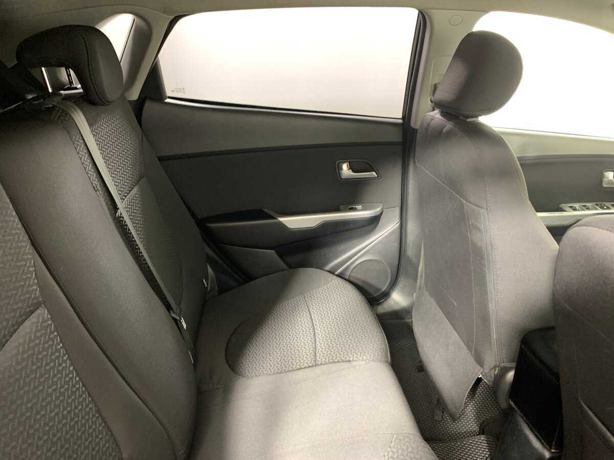 Kia Rio, 2015 Фото №17