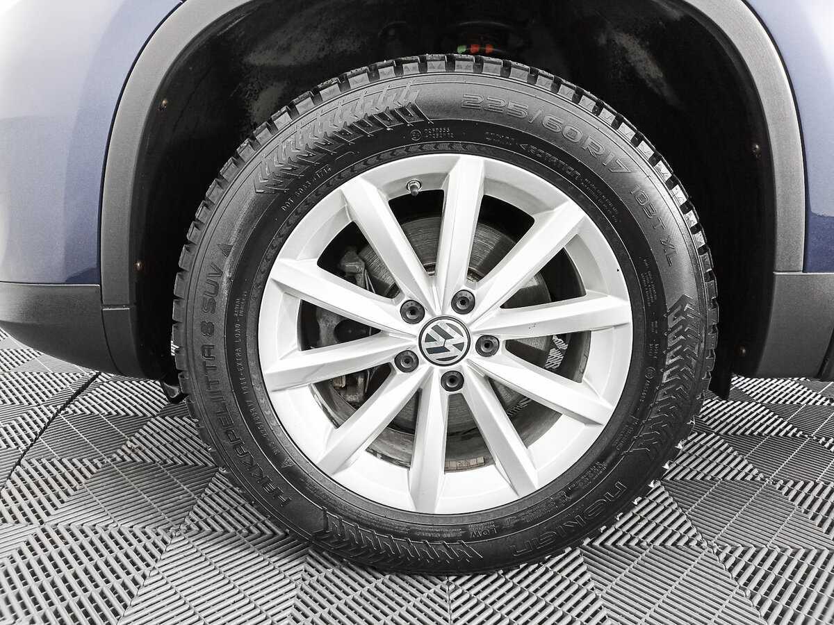 Volkswagen Tiguan, 2016 Фото №16