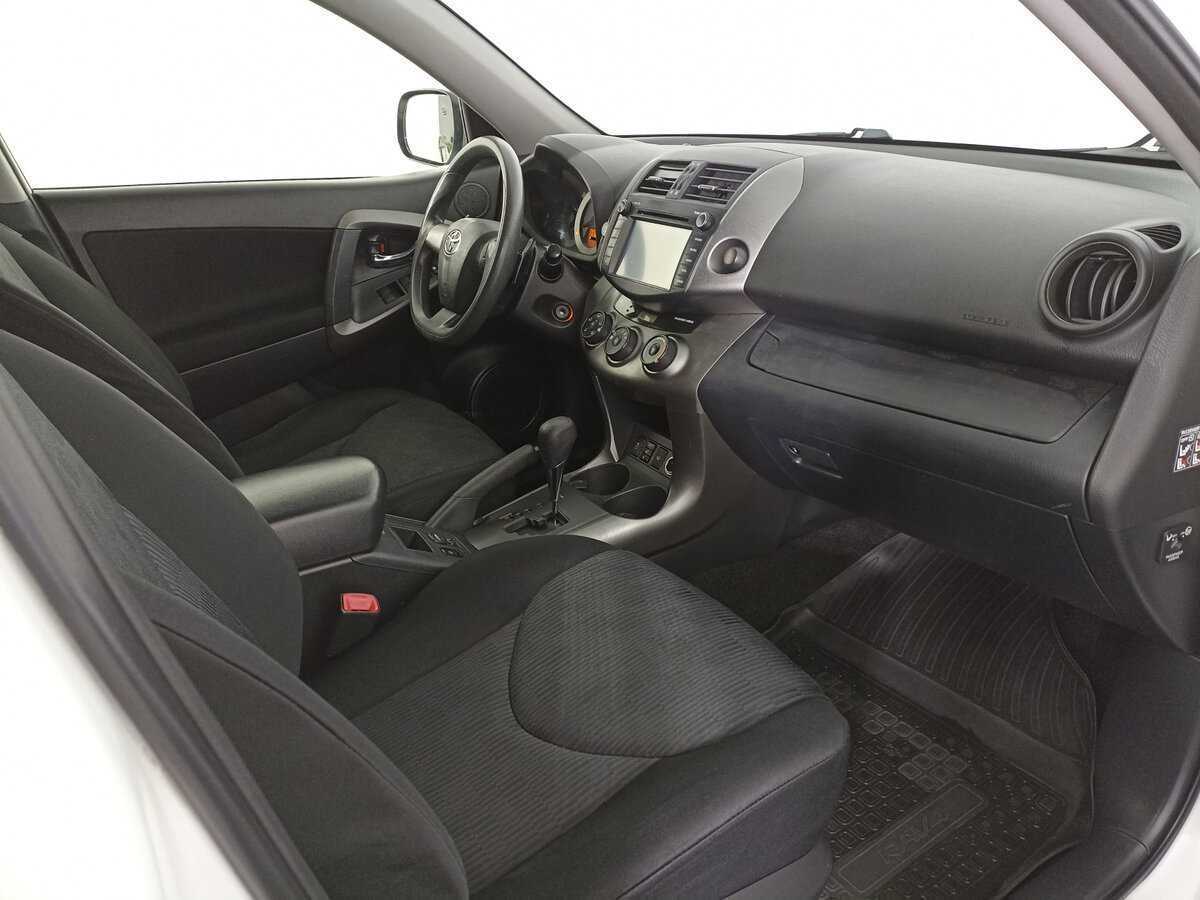 Toyota RAV4, 2012 Фото №9