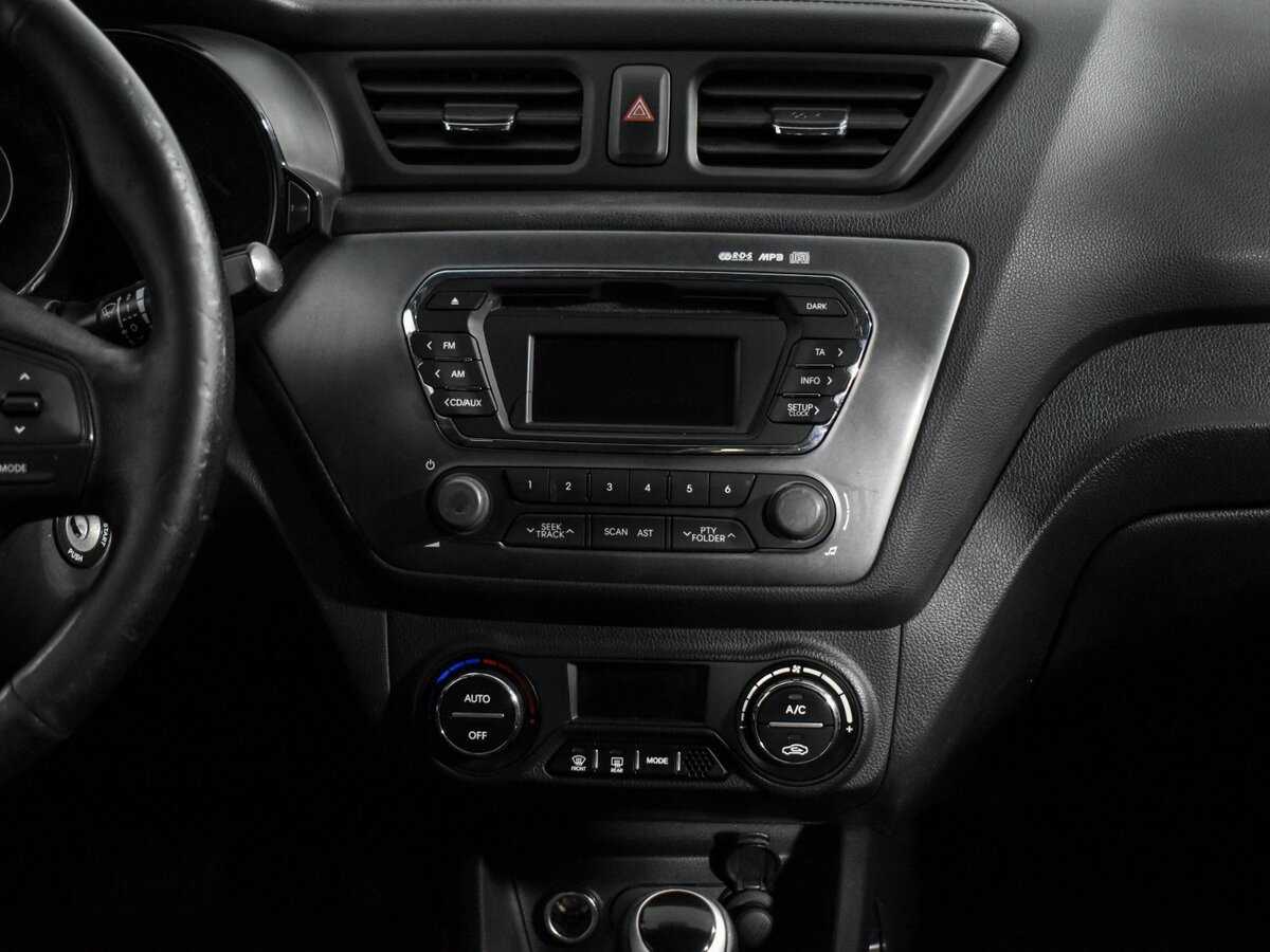 Kia Rio 4-speed, 2013 Фото №14