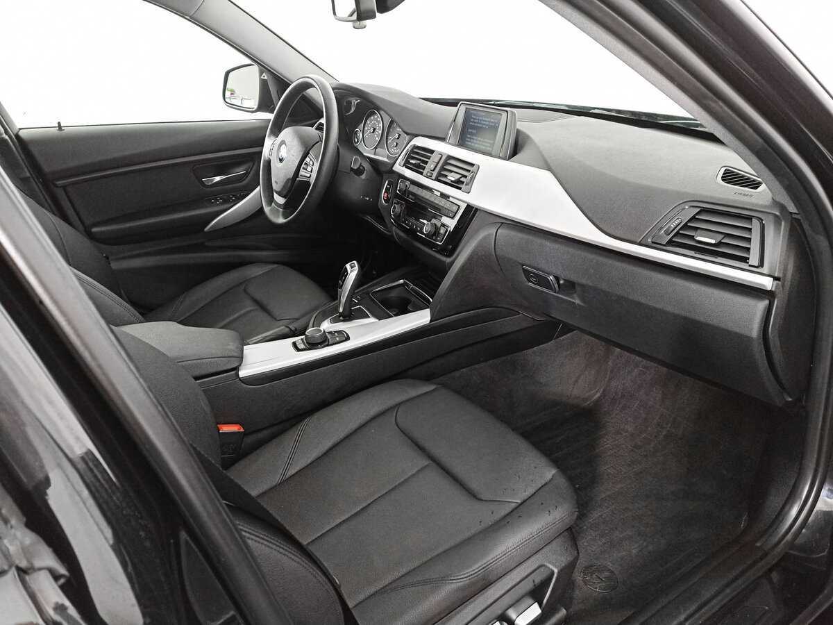 BMW 3 серии 320i xDrive, 2018 Фото №9