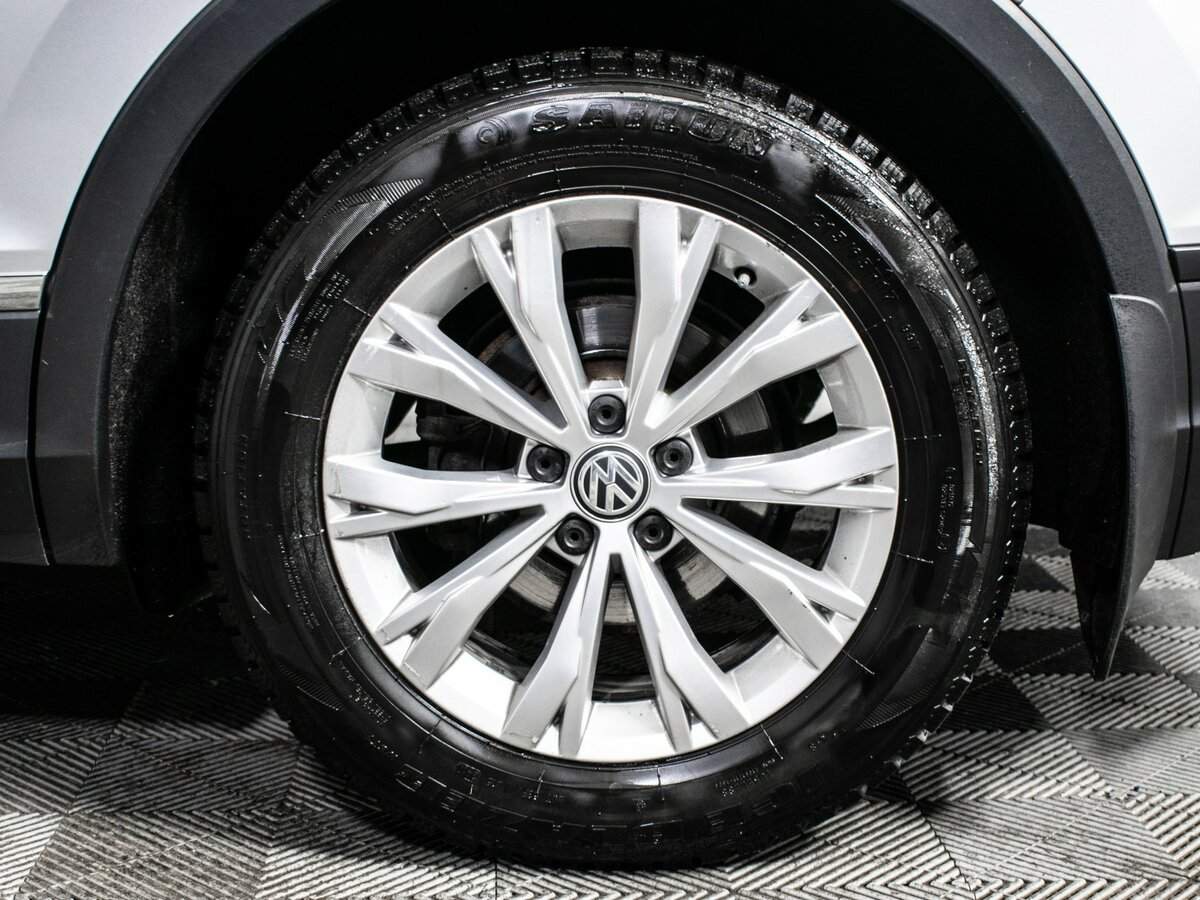 Volkswagen Tiguan, 2017 Фото №15