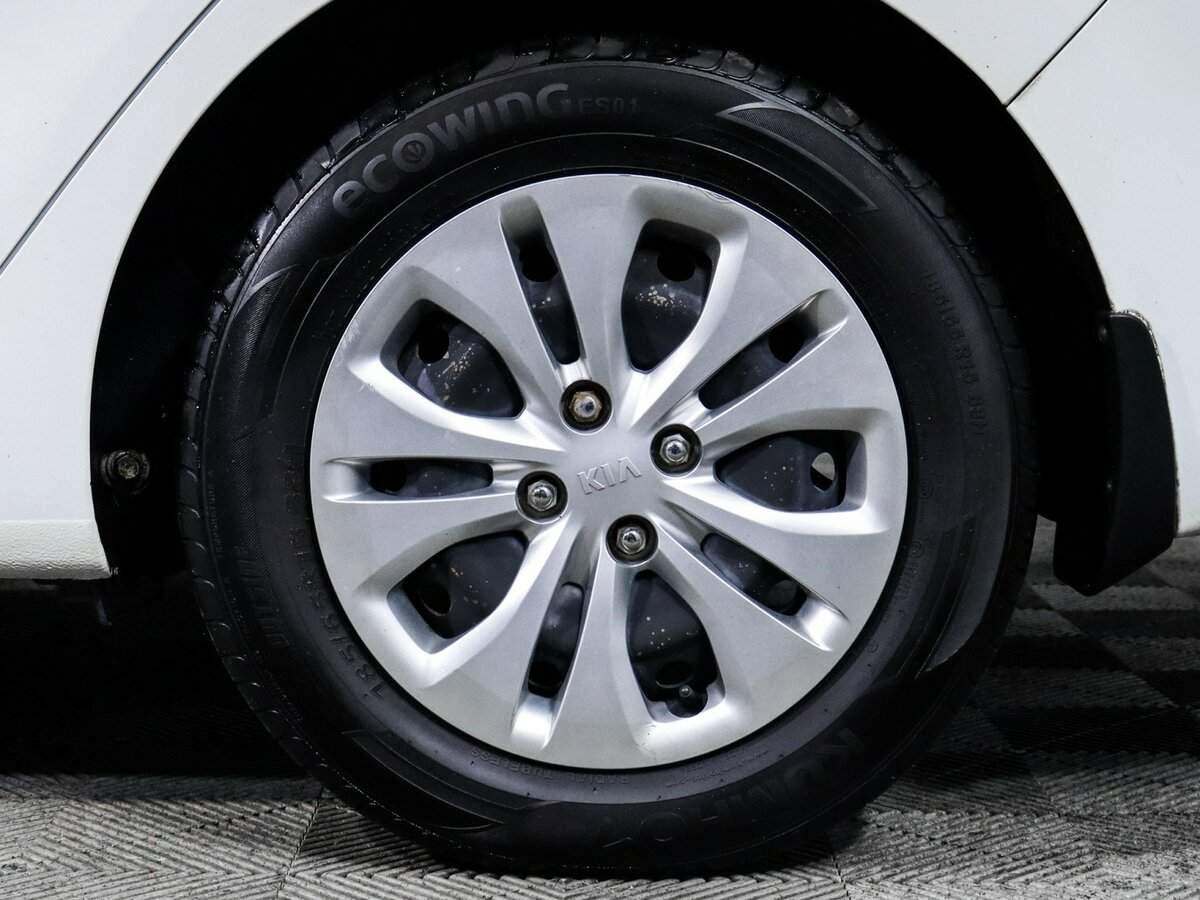 Kia Rio, 2017 Фото №15