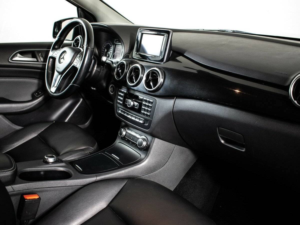 Mercedes-Benz B-Класс 180, 2014 Фото №8