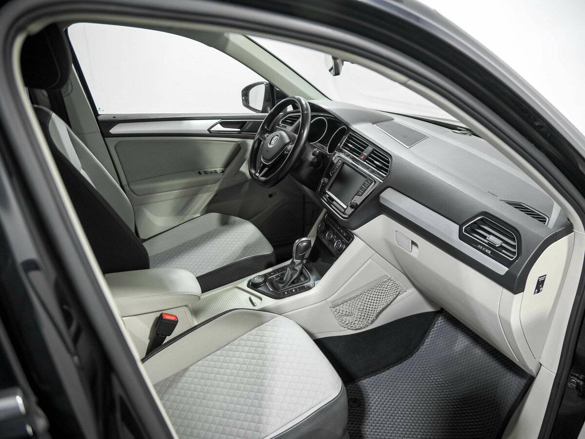 Volkswagen Tiguan, 2017 Фото №17