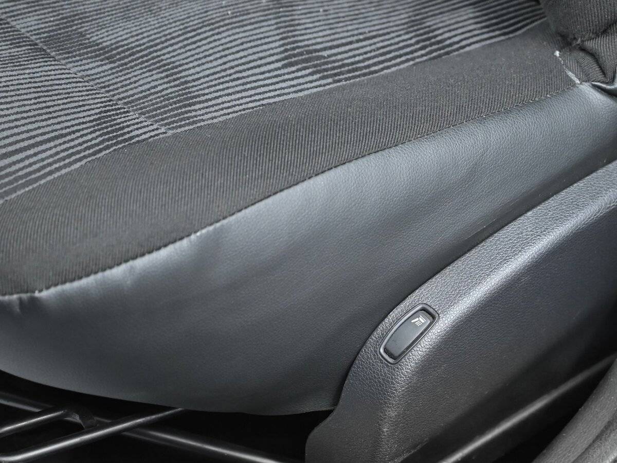 Renault Logan, 2013 Фото №7