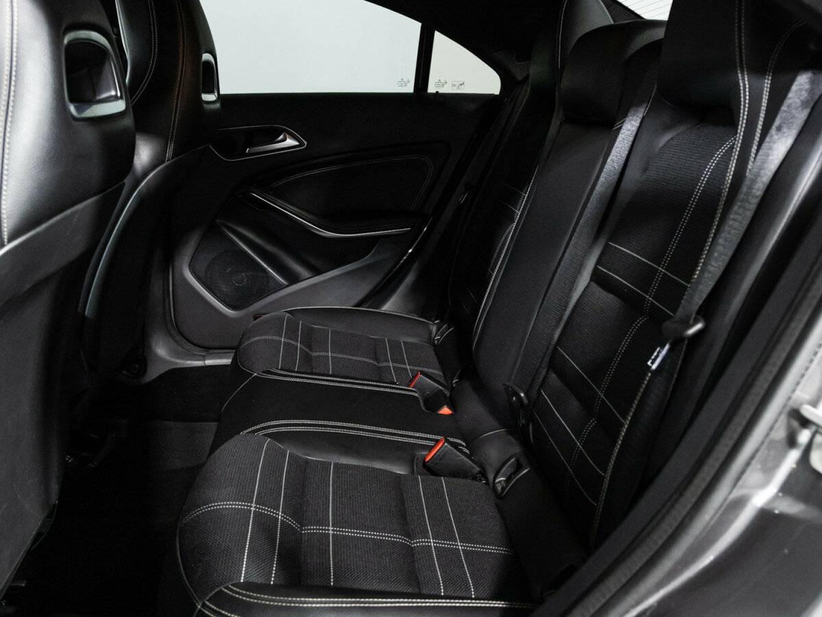 Mercedes-Benz CLA 200, 2014 Фото №10