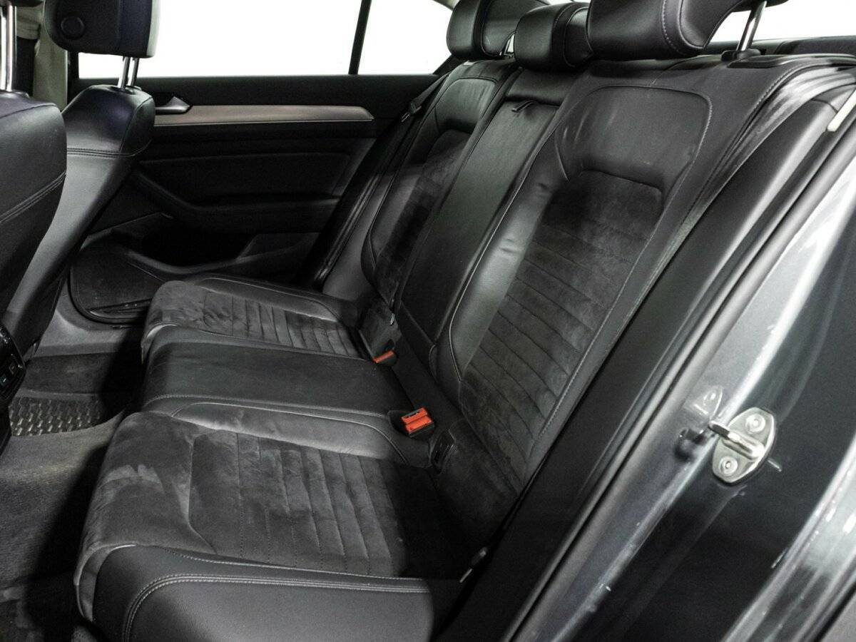 Volkswagen Passat, 2017 Фото №10