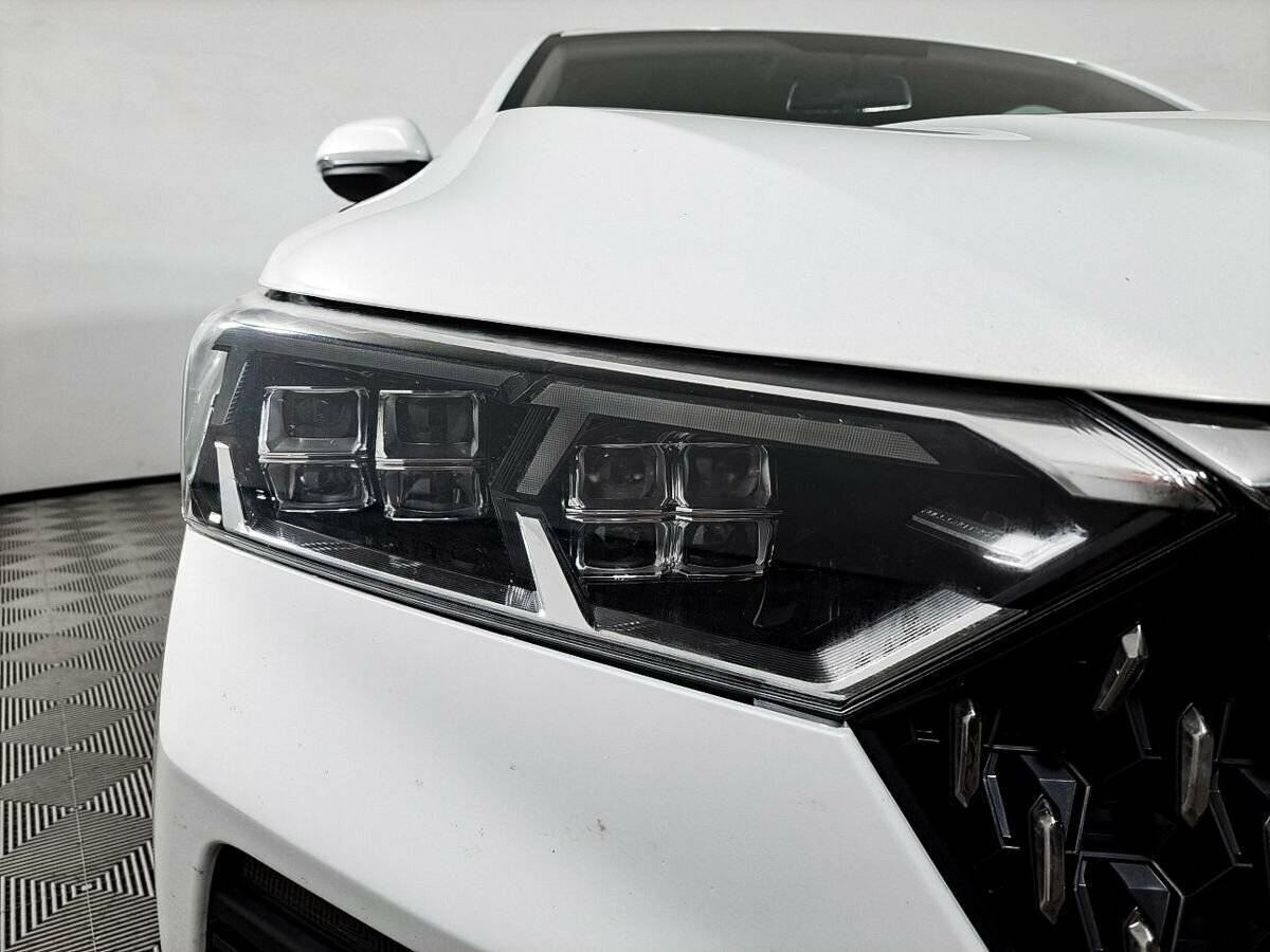 FAW Bestune T77, 2019 Фото №17